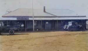 Railway Hotel - Tarcoon