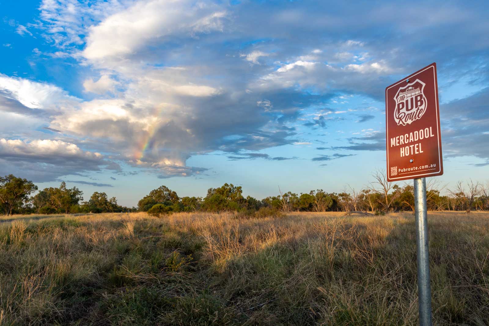 Walgett Two Rivers The Pub Route | Mercadool Hotel